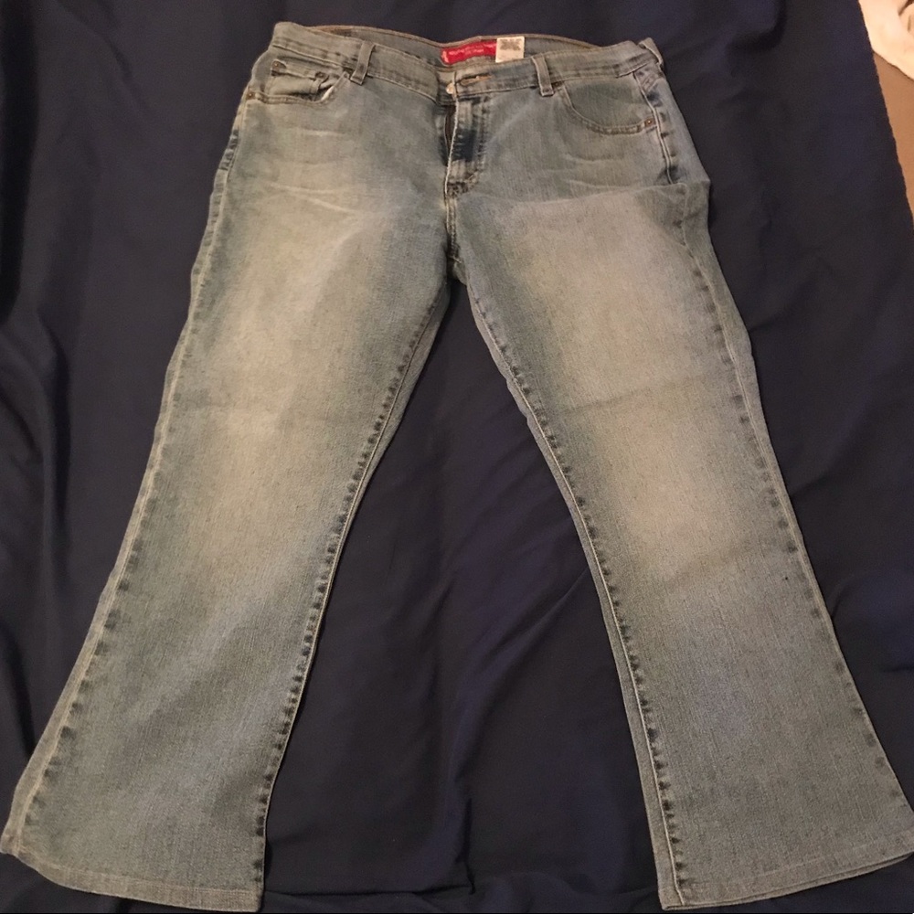 Levi jeans